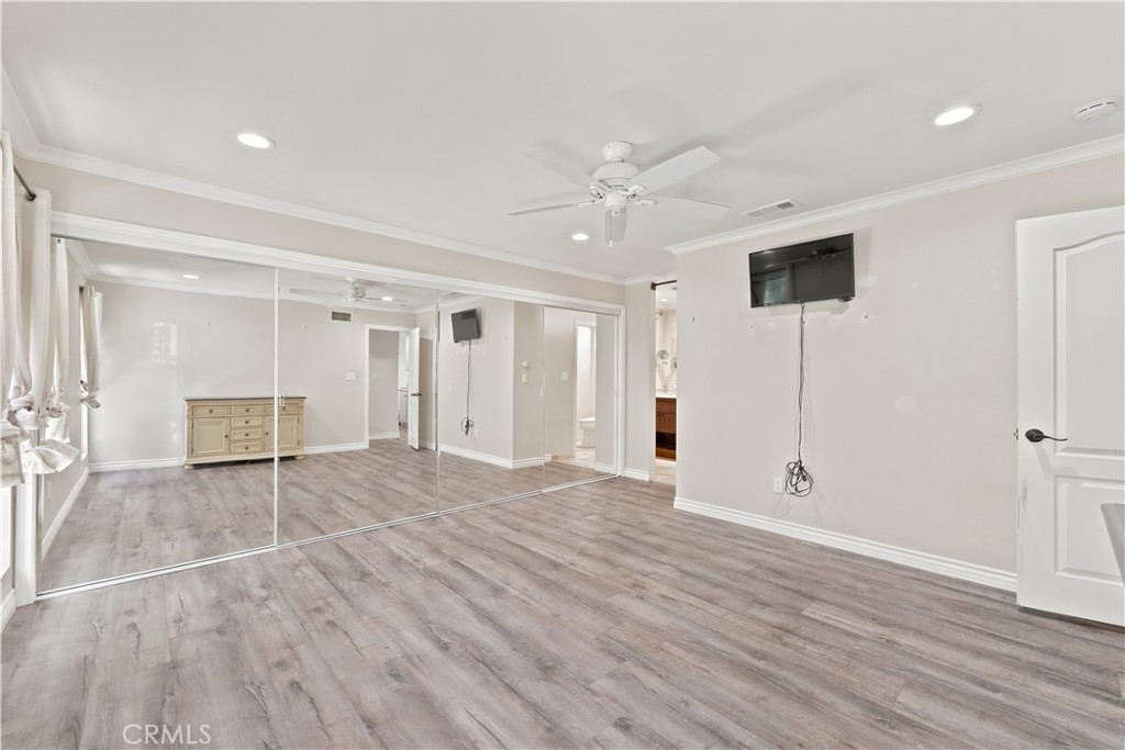5650 Pickering Property Photo 20