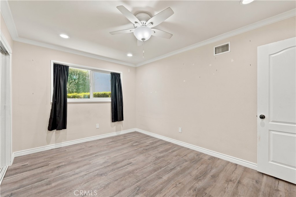 5650 Pickering Property Photo 32