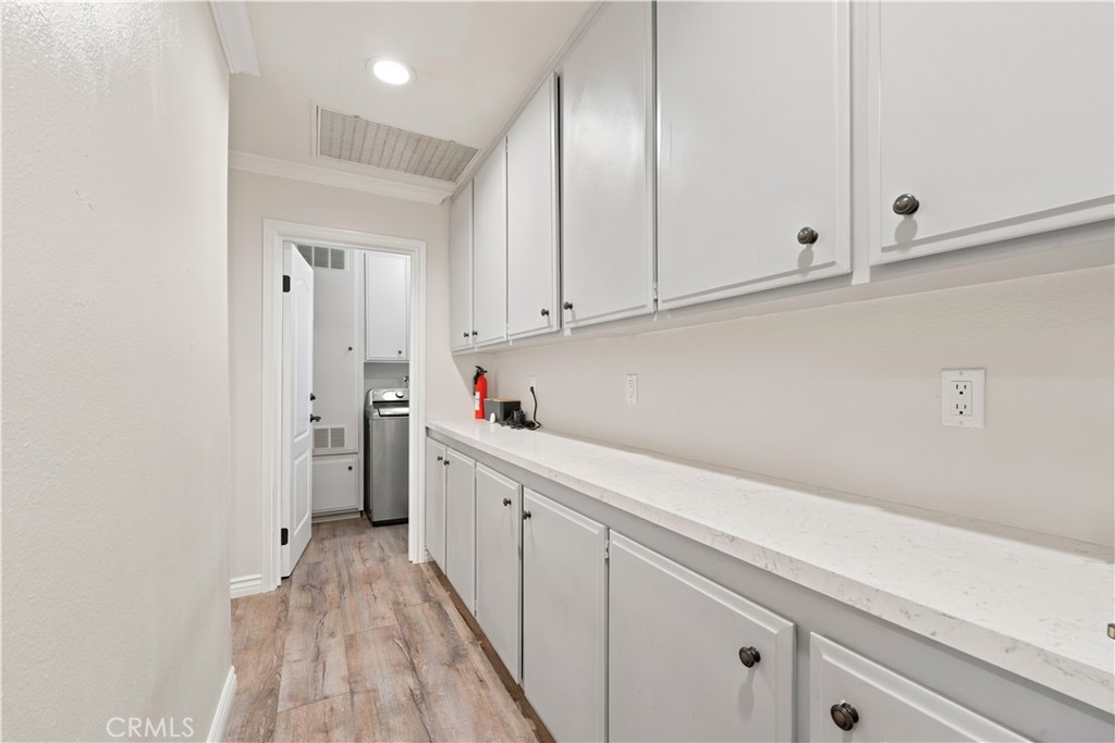 5650 Pickering Property Photo 33