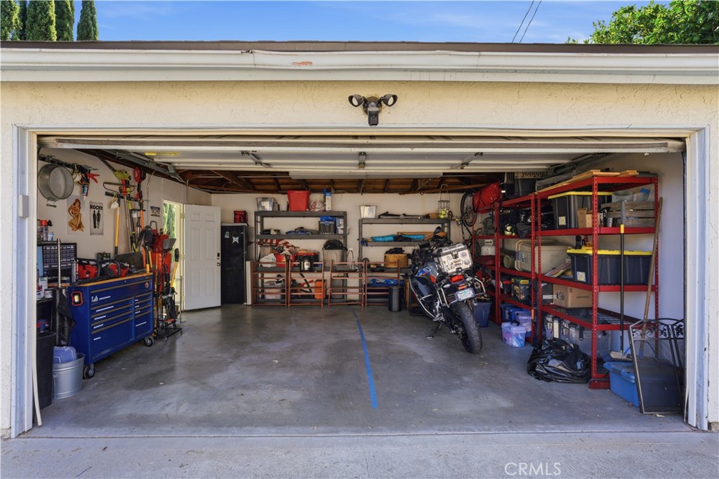 5650 Pickering Property Photo 44