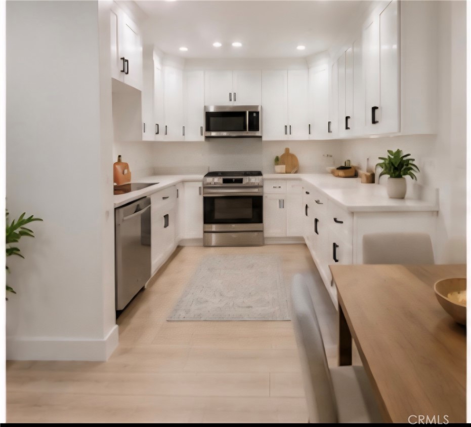 844 56th Street W Property Photo 8