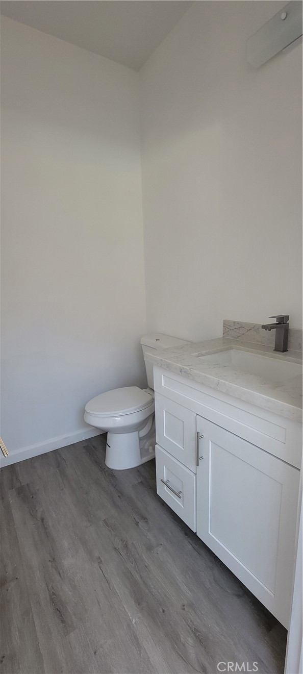1649 W Florence Property Photo 14