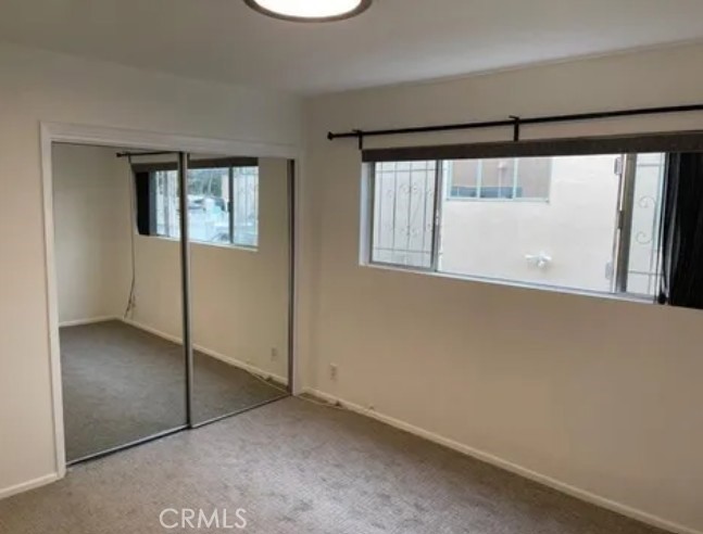 951 N Gardner 6 Property Photo 13