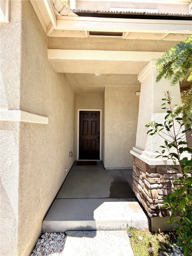 14045 Casetta Dr Property Photo 6