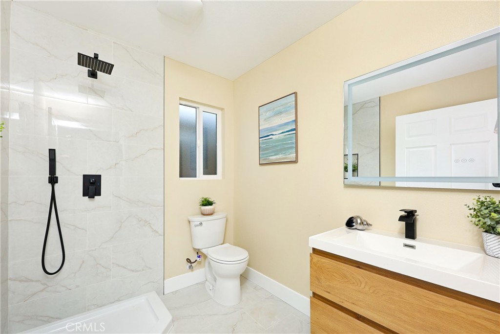 5571 Central Avenue Property Photo 16
