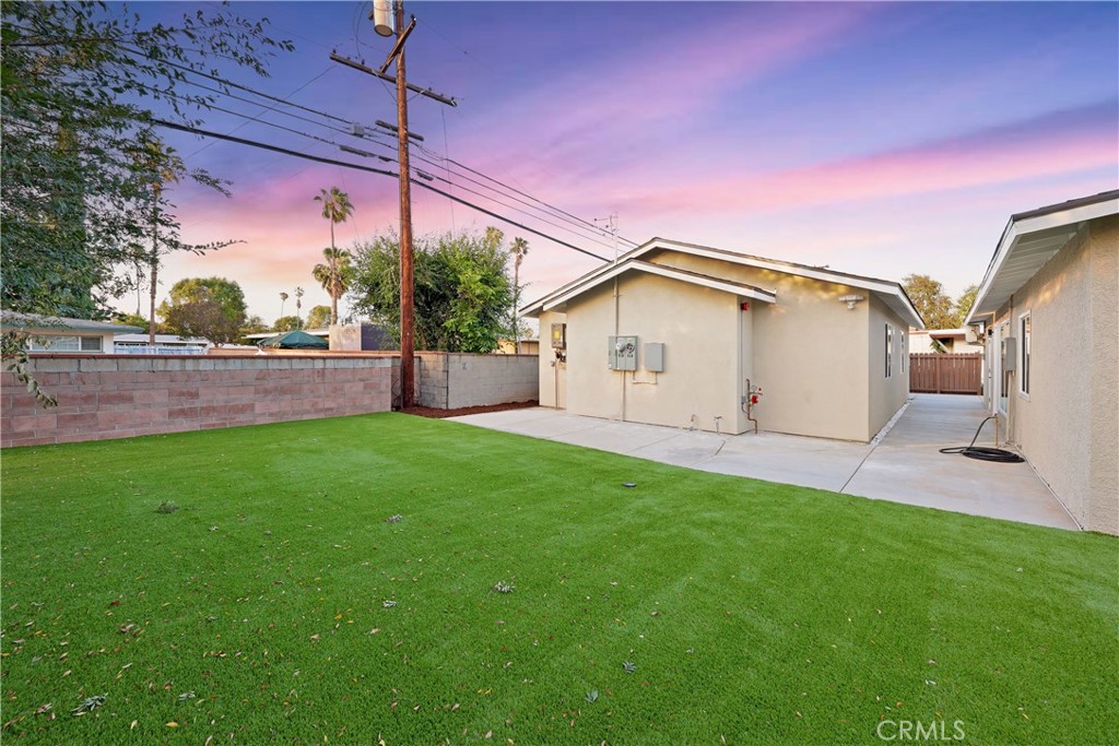 5571 Central Avenue Property Photo 21
