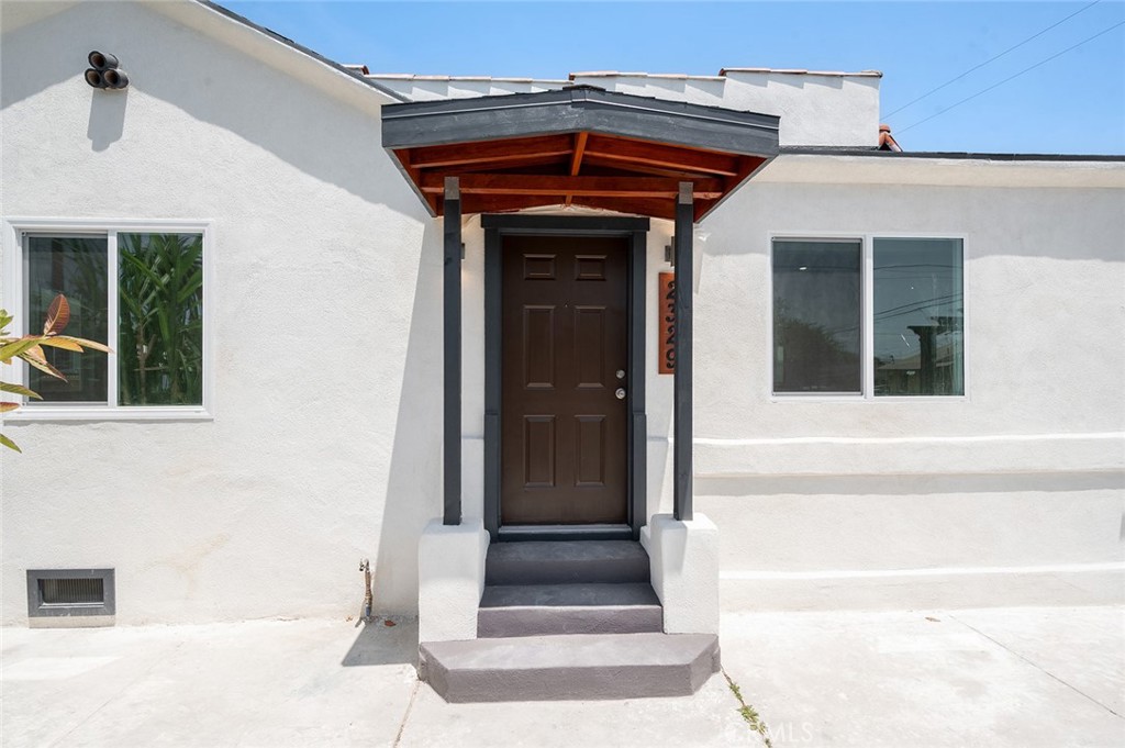13409 S Largo Avenue Property Photo 3
