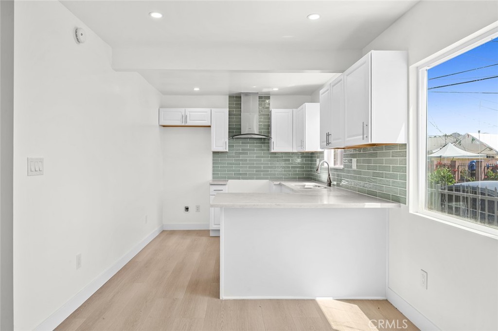 13409 S Largo Avenue Property Photo 8