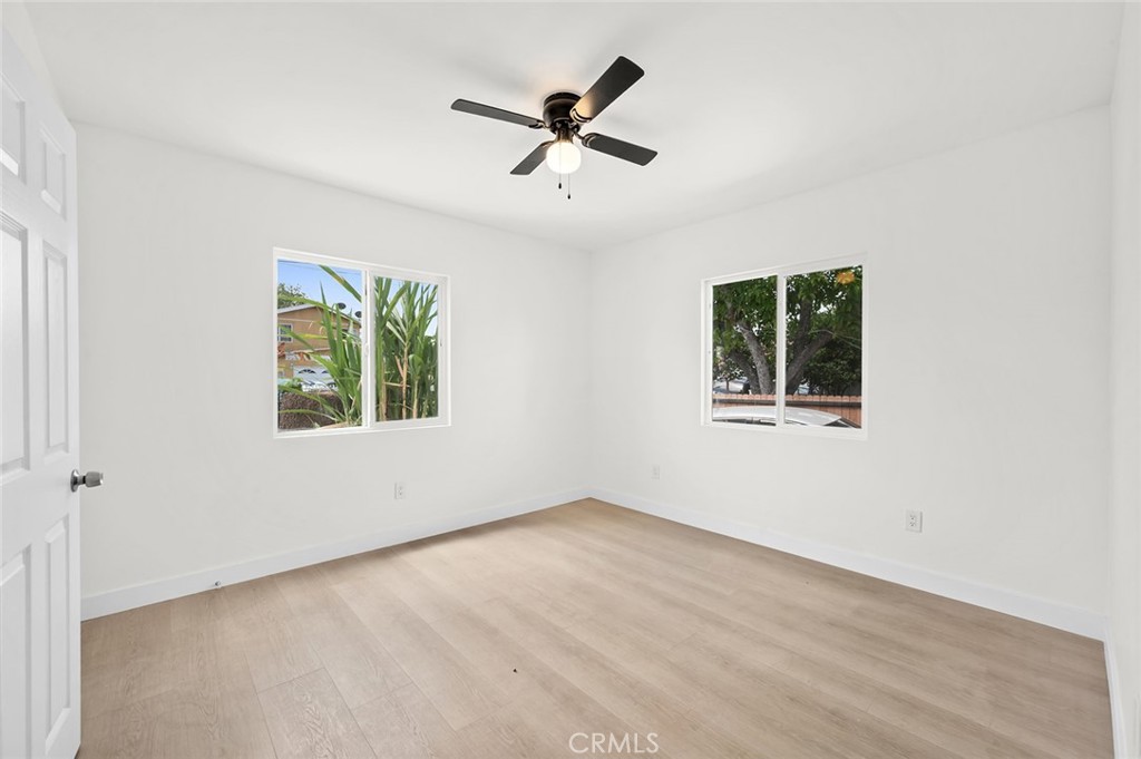 13409 S Largo Avenue Property Photo 13