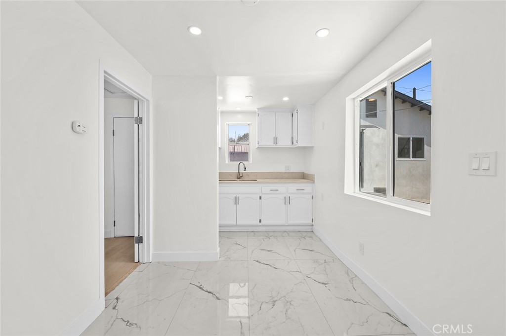 13409 S Largo Avenue Property Photo 24