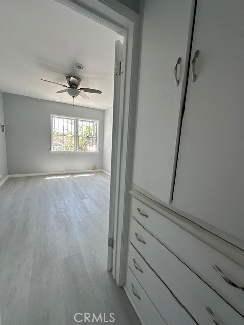 8811 S Budlong Property Photo 6