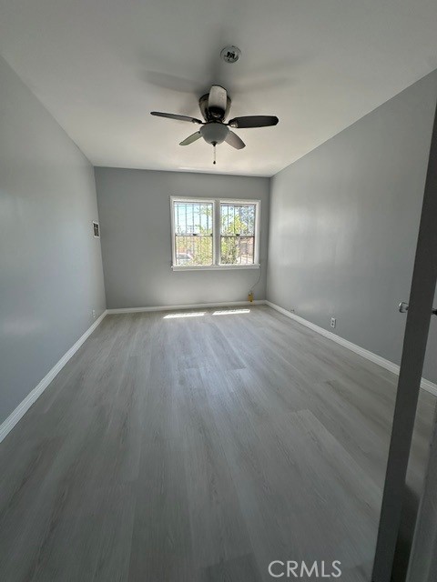 8811 S Budlong Property Photo 7
