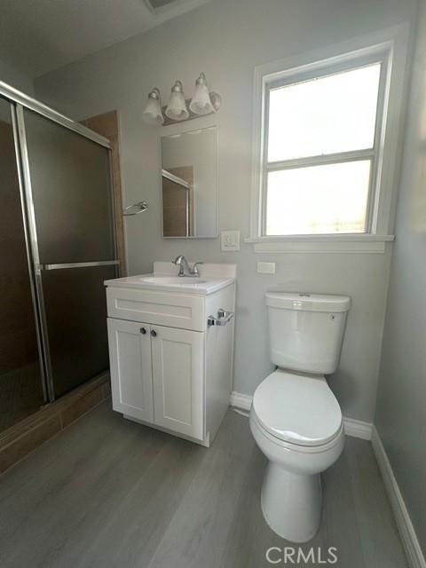 8811 S Budlong Property Photo 11