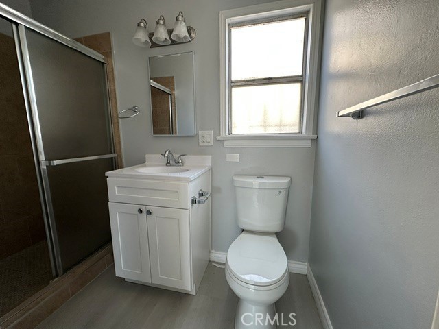 8811 S Budlong Property Photo 12