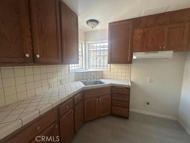 8811 S Budlong Property Photo 15
