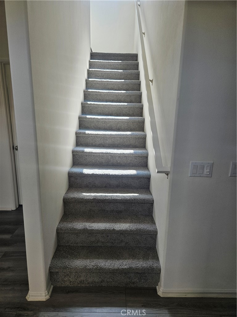 12024 Beverly Glen Property Photo 6