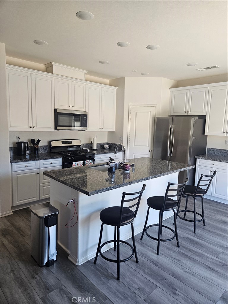 12024 Beverly Glen Property Photo 14