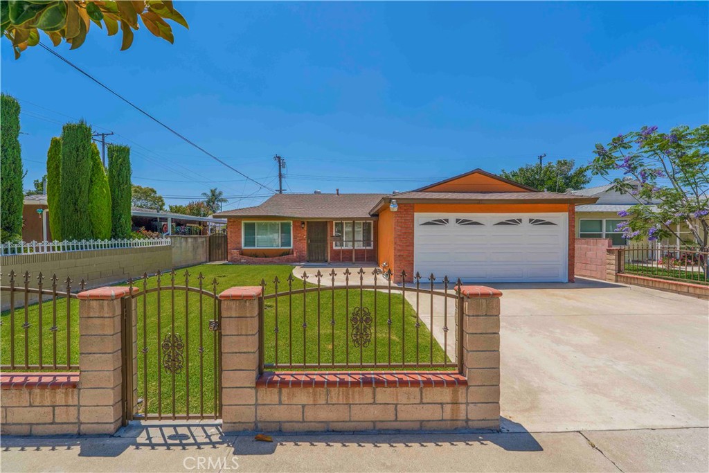 13317 Caulfield Property Photo 1