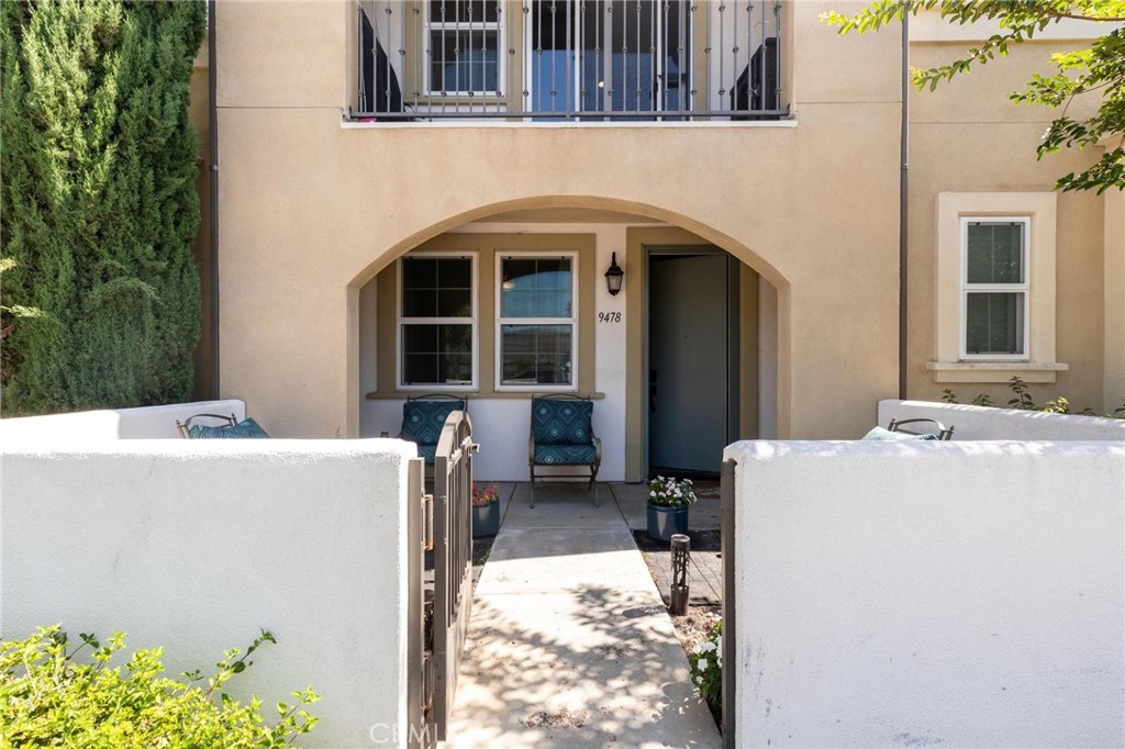 9478 Dahlia Property Photo 2
