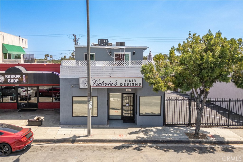 2517 W Beverly Boulevard Property Photo 1