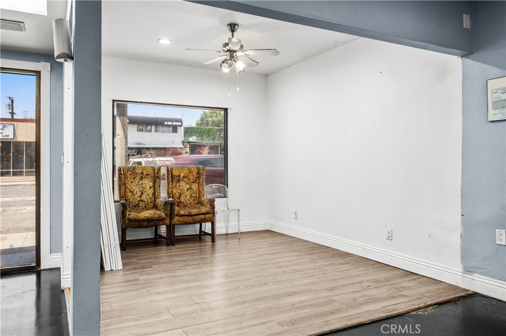 2517 W Beverly Boulevard Property Photo 6