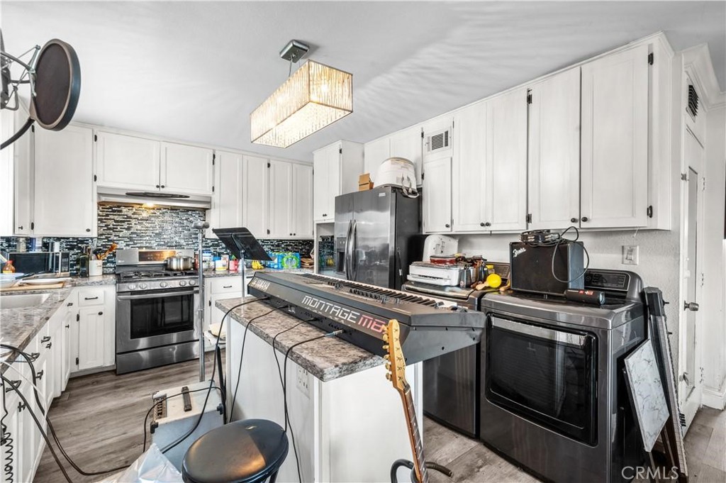 2517 W Beverly Boulevard Property Photo 17