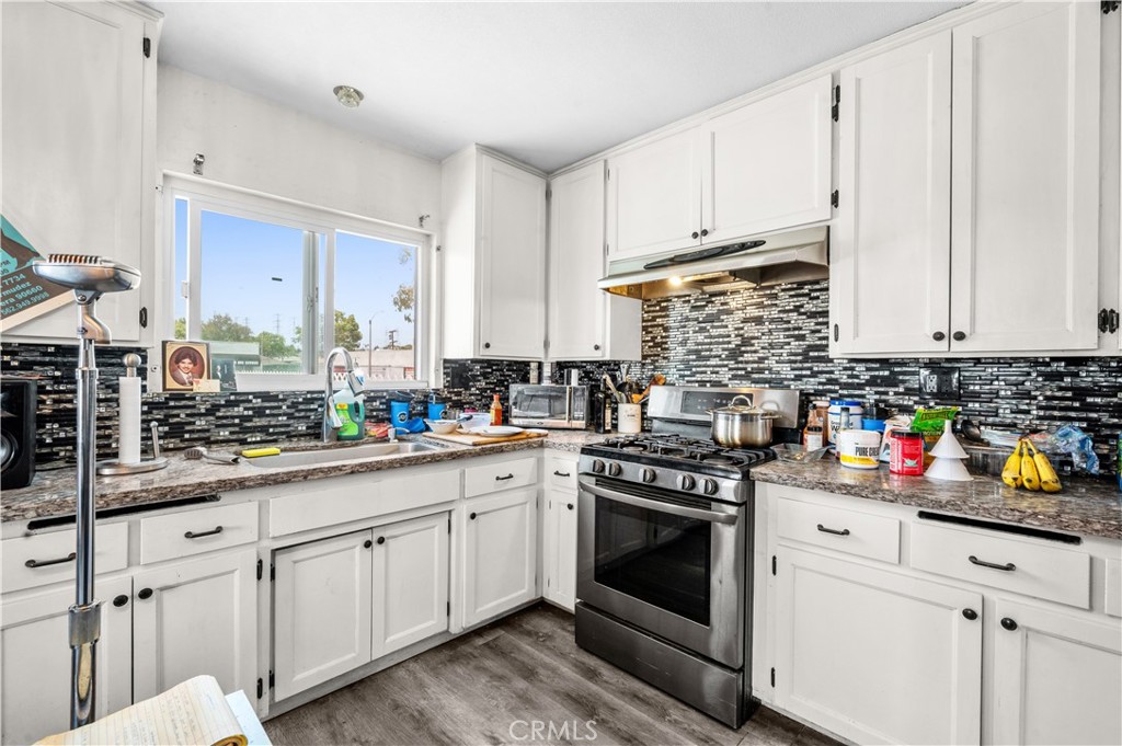 2517 W Beverly Boulevard Property Photo 27