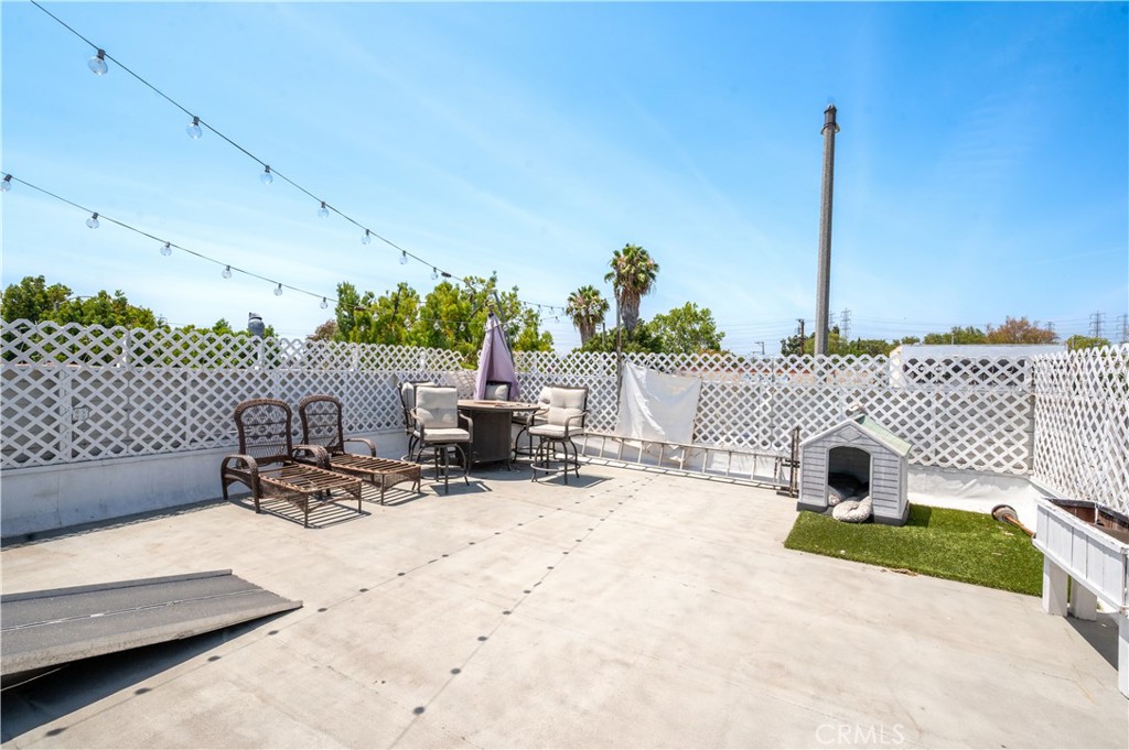2517 W Beverly Boulevard Property Photo 33