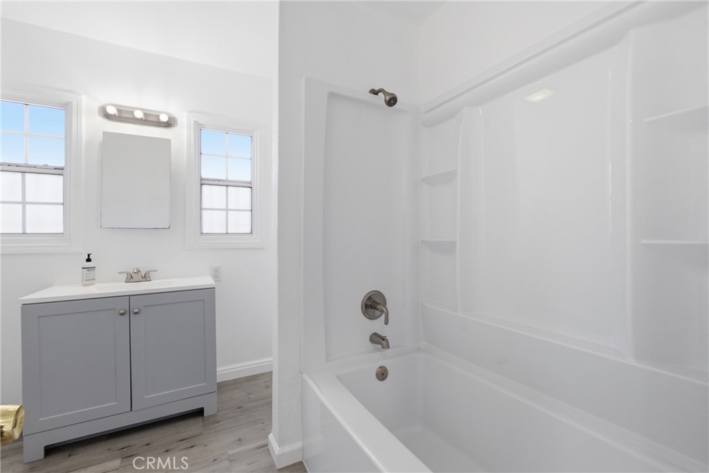 3892 Cherrywood Avenue Property Photo 10