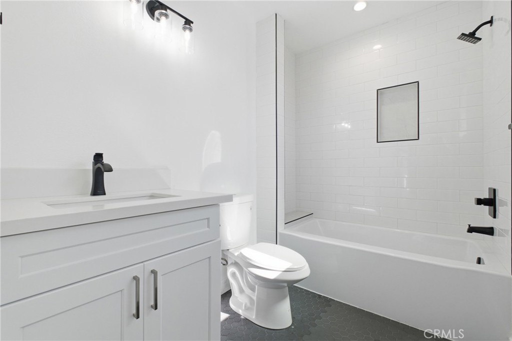 3892 Cherrywood Avenue Property Photo 25