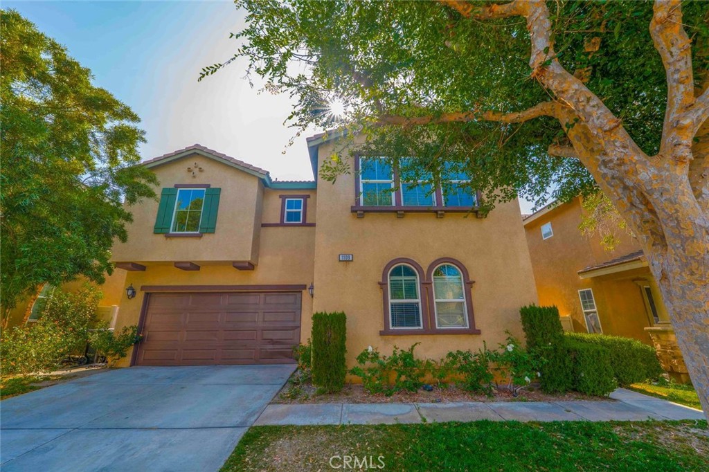1109 N Yucca Avenue Property Photo 1