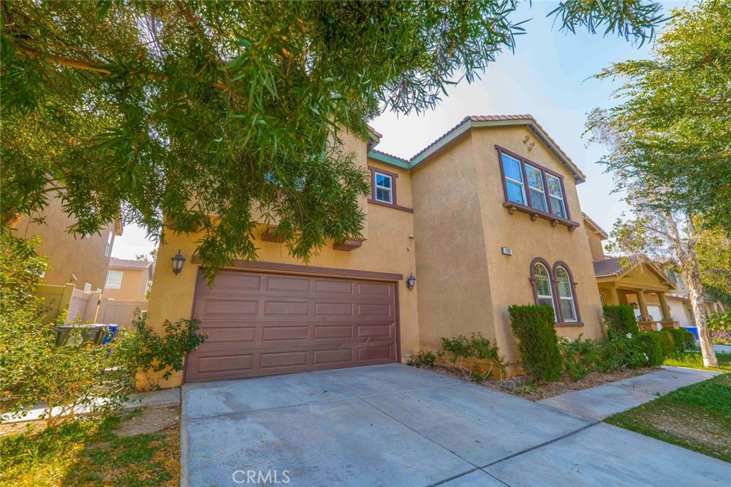 1109 N Yucca Avenue Property Photo 3