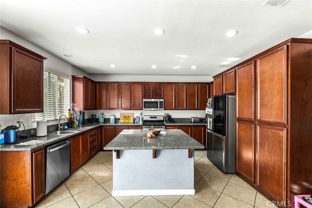 1109 N Yucca Avenue Property Photo 11