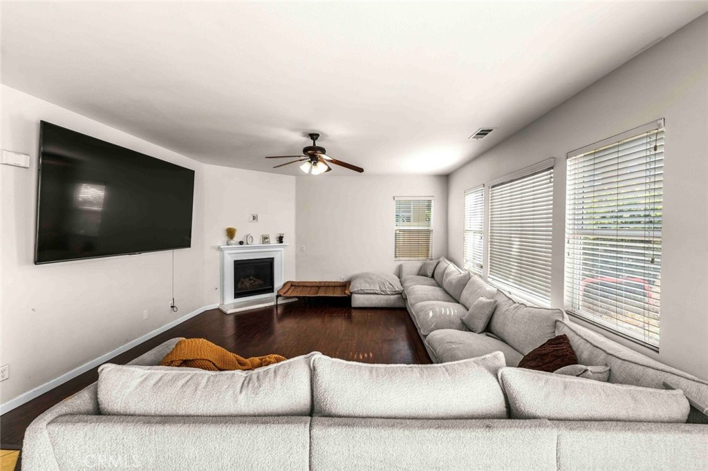 1109 N Yucca Avenue Property Photo 13