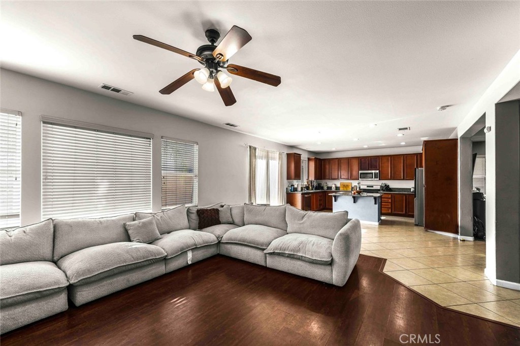 1109 N Yucca Avenue Property Photo 15