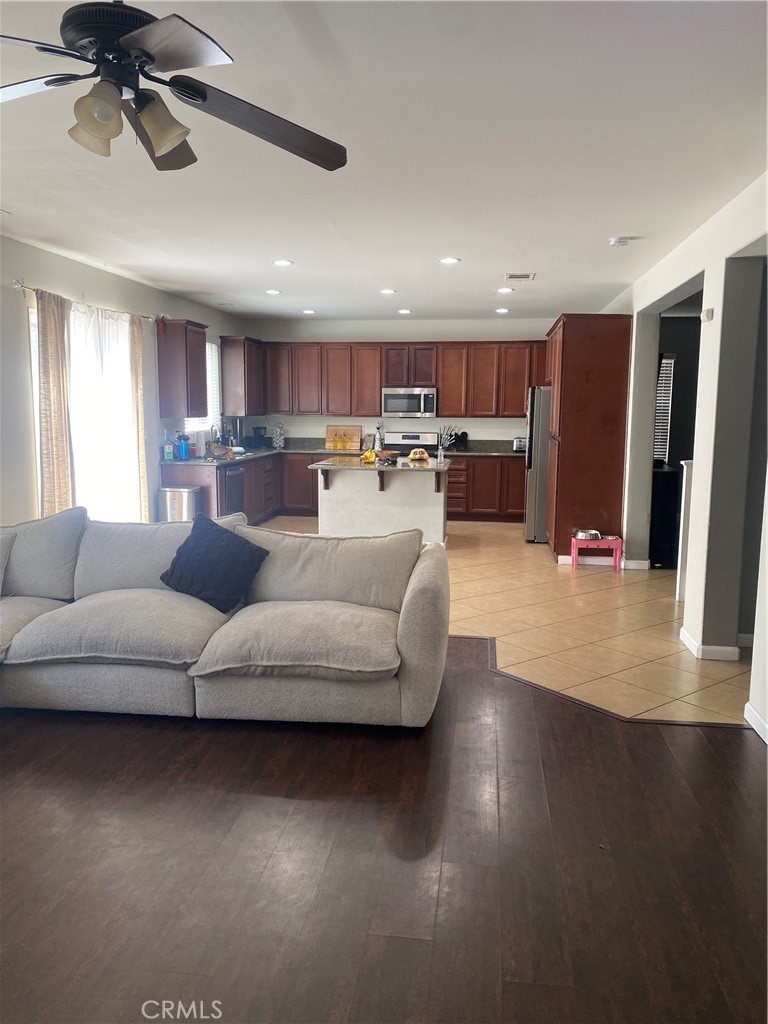 1109 N Yucca Avenue Property Photo 16