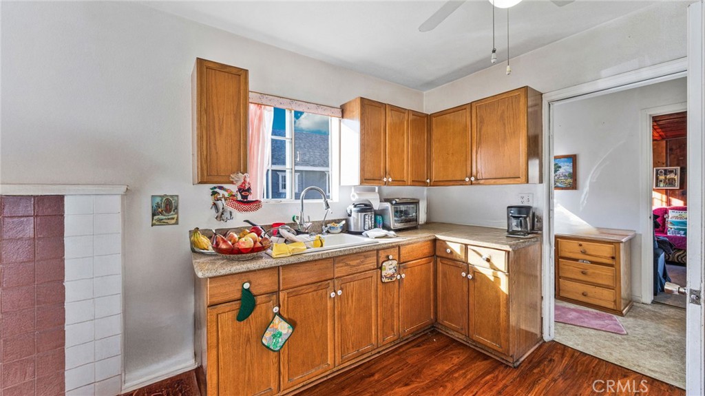 535 W Olive Street Property Photo 16