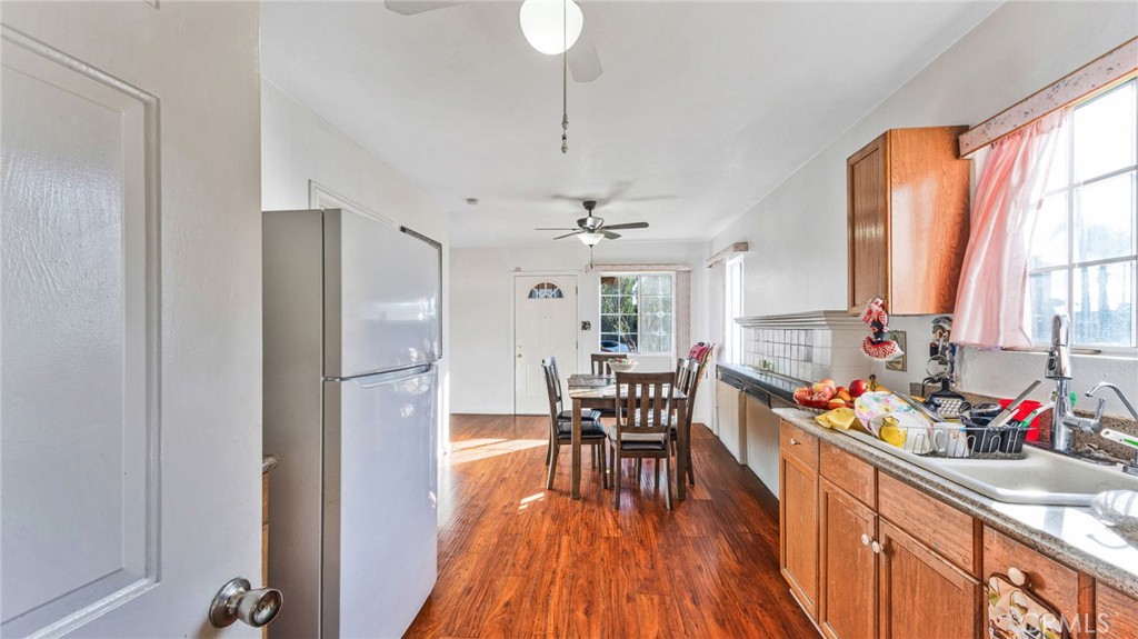 535 W Olive Street Property Photo 18