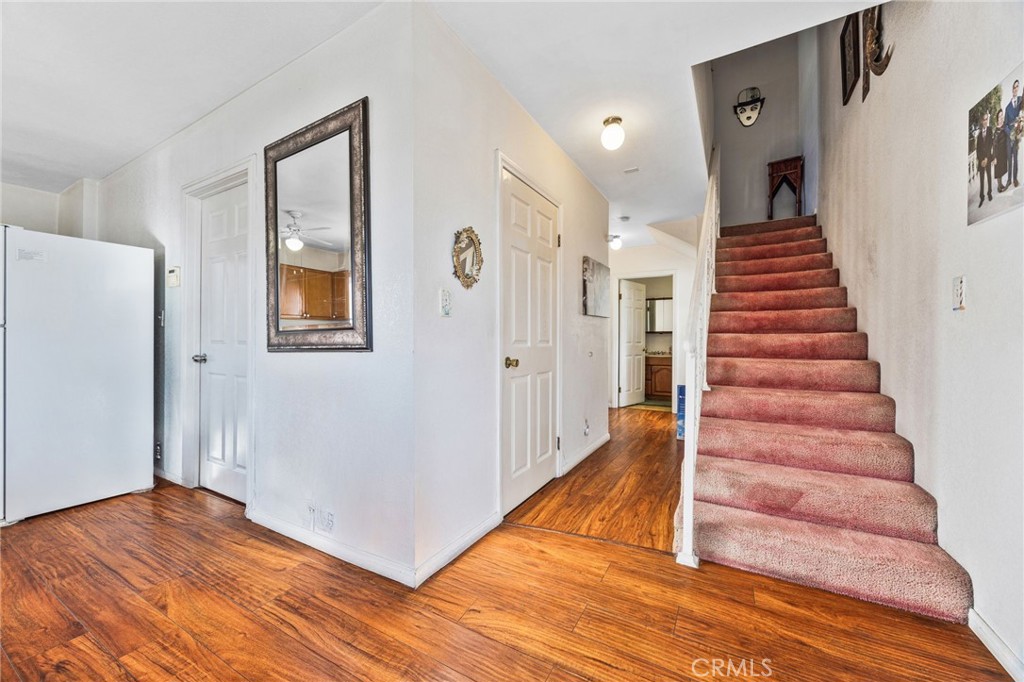535 W Olive Street Property Photo 25