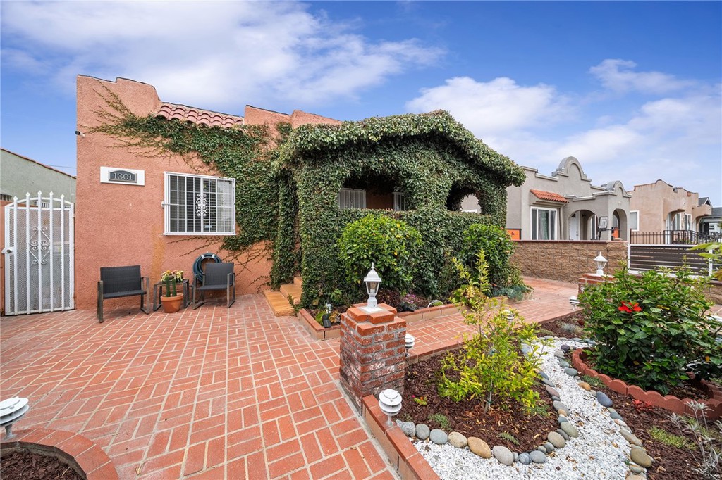 1301 W 56th Street Property Photo 1