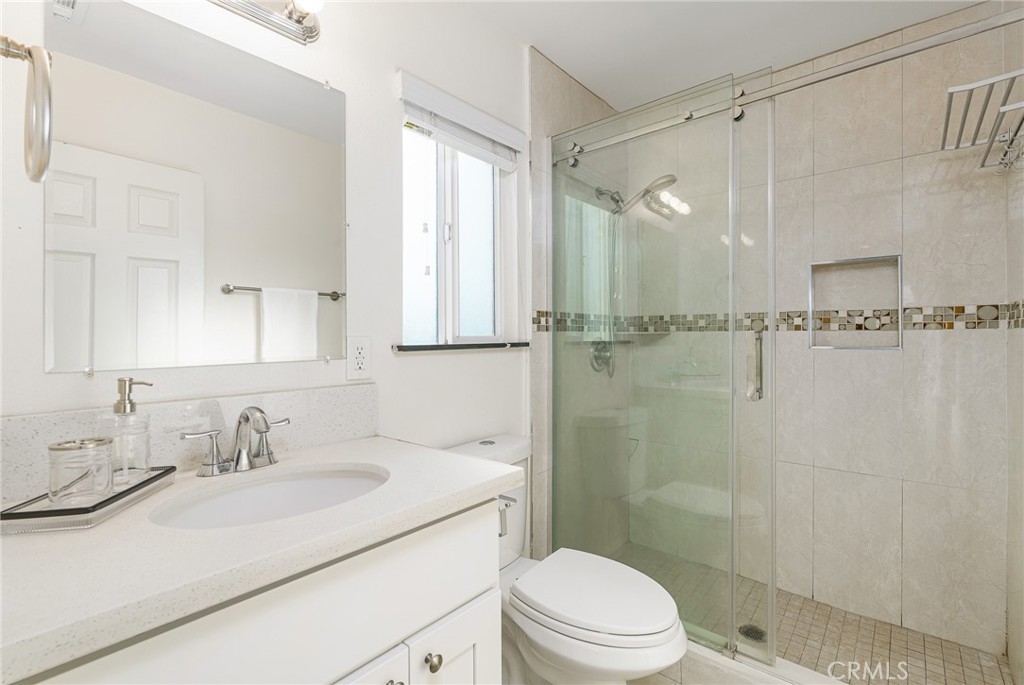 115 E Main Property Photo 30