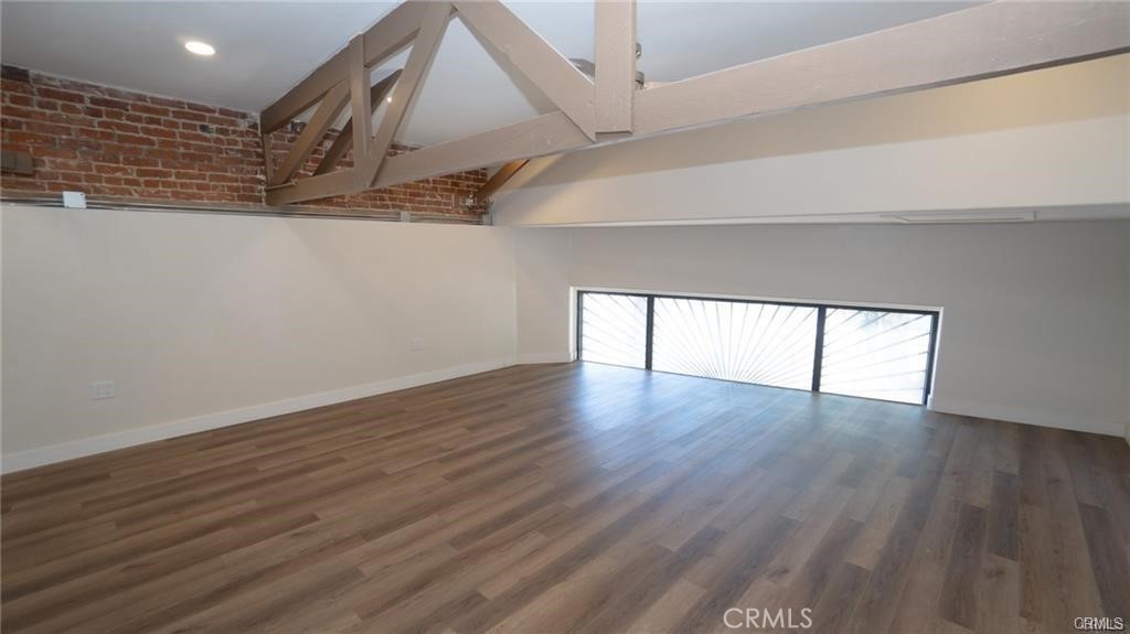 760 S Boyle B Property Photo 5