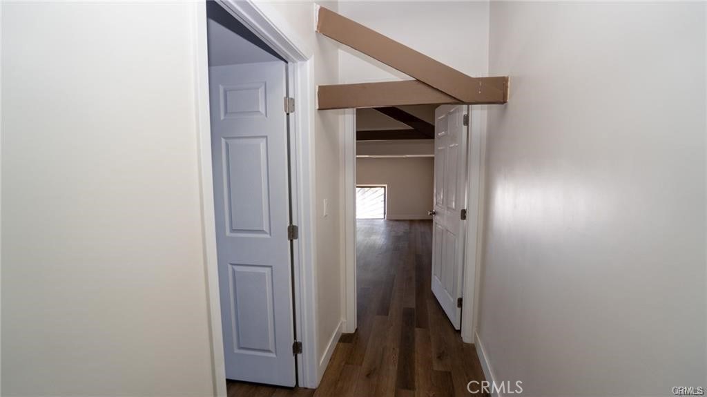 760 S Boyle B Property Photo 6