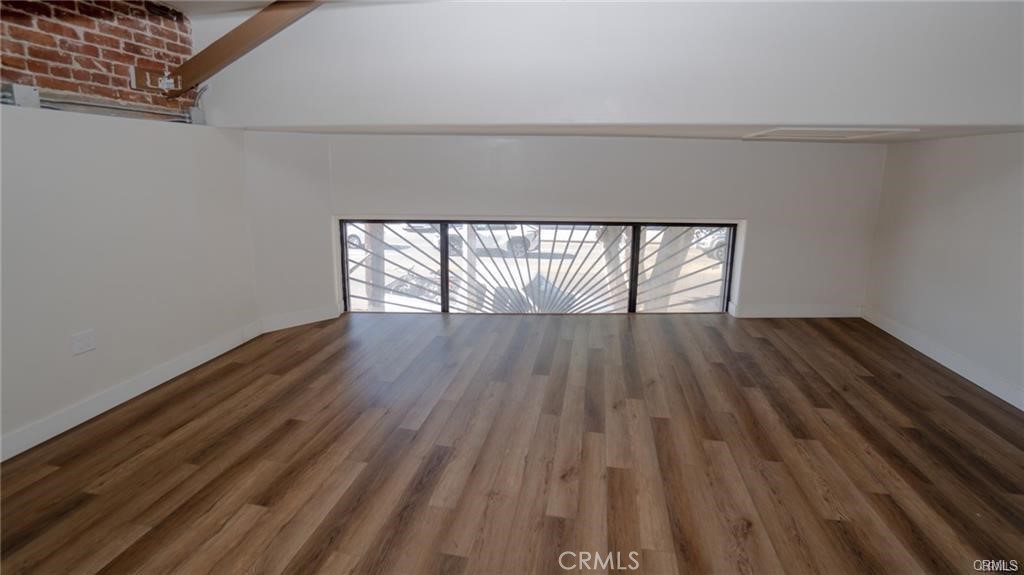 760 S Boyle B Property Photo 7