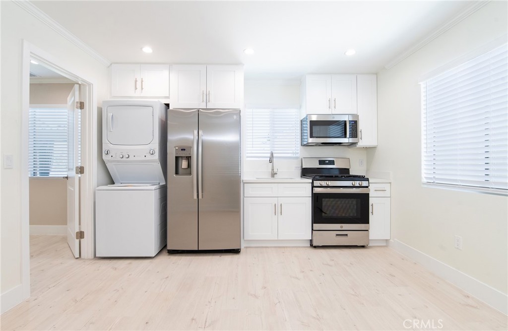 11831 Pomering B Property Photo 2