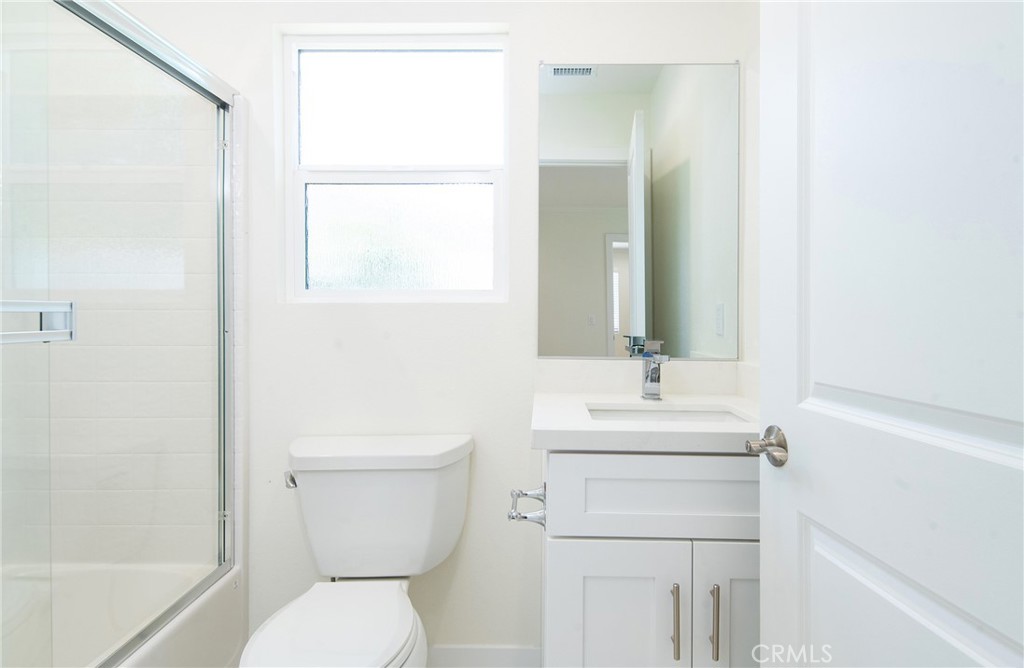 11831 Pomering B Property Photo 7