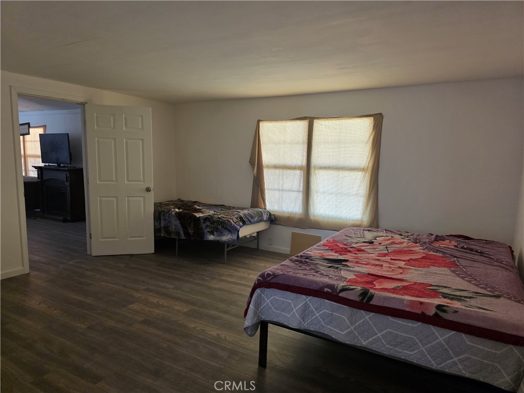 39070 Yucca Property Photo 5