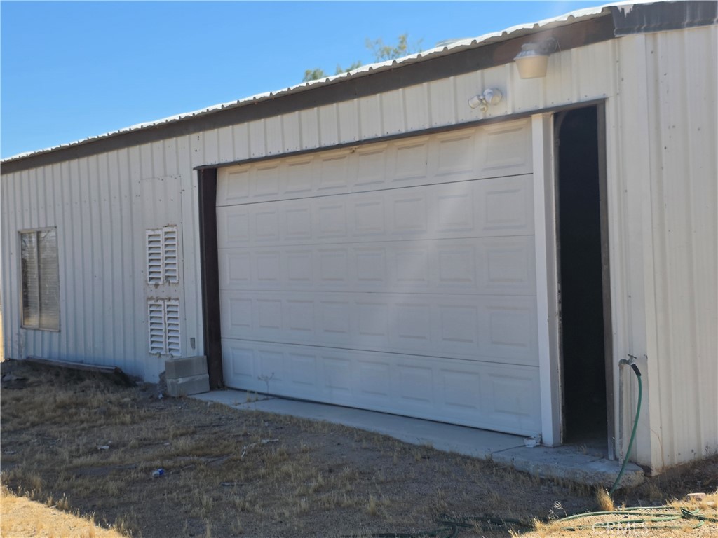 39070 Yucca Property Photo 11