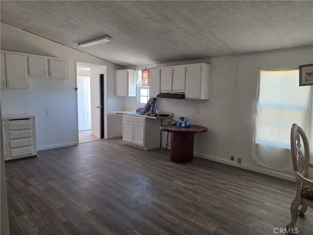 39070 Yucca Property Photo 23