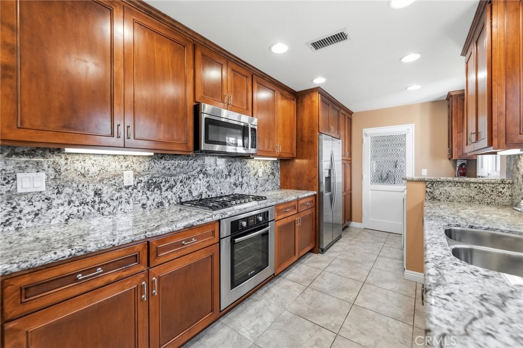 7515 El Escorial Way Property Photo 16